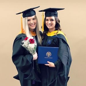 Meet your Posher, Candace